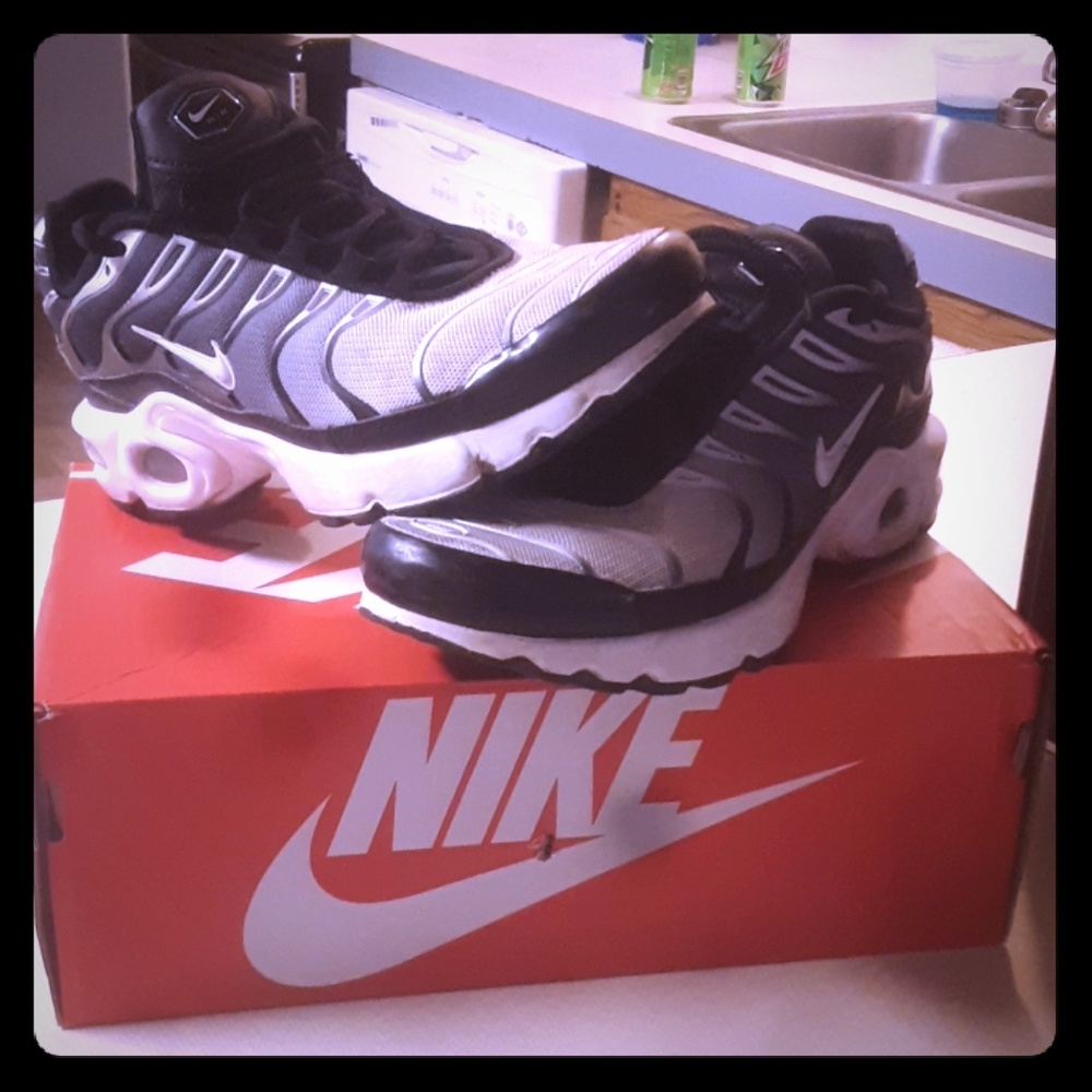 Nike airmax plus.
